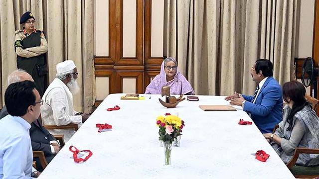 দেশেই এখন জটিল অস্ত্রোপচার সম্ভব: প্রধানমন্ত্রী