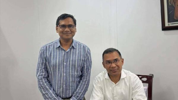 ডা. মনোয়ারুল কাদির বিটু মাননীয় প্রধানমন্ত্রীর সহকারী ব্যক্তিগত চিকিৎসক হিসেবে নিয়োগ পেয়েছেন।