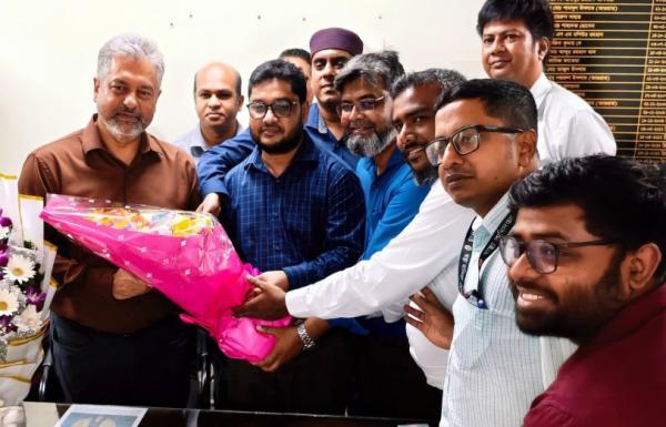 যোগদান করলেন স্বাস্থ্য অধিদপ্তরের নবনিযুক্ত পরিচালক ডা. শাহ নেওয়াজ