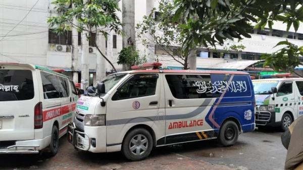 ৫ দাবিতে সারাদেশে কাল থেকে অনির্দিষ্টকাল অ্যাম্বুলেন্স ধর্মঘট